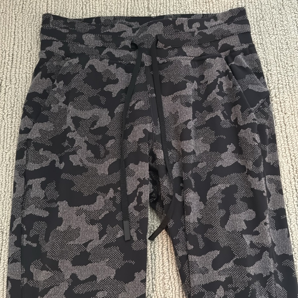 Lululemon ready to rulu cropped jogger